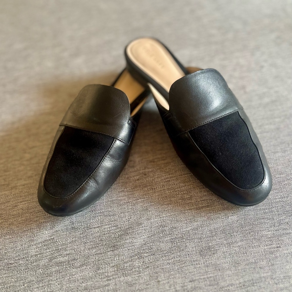 COLE HAAN MULES IN BLACK LEATHER